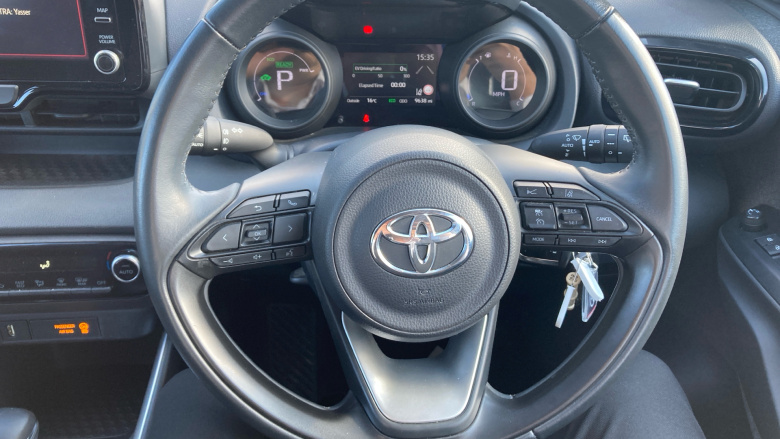 Toyota Yaris 1.5 Hybrid Design 5dr CVT Hybrid Hatchback